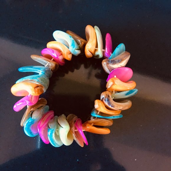 Stunning Multi-Color Necklace - Picture 6 of 7